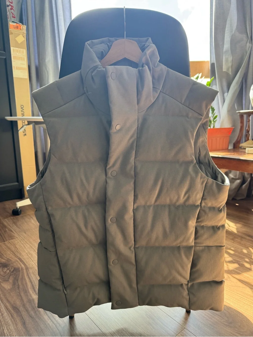 Lululemon tech canvas wunderpuff vest - Picture 1 of 4